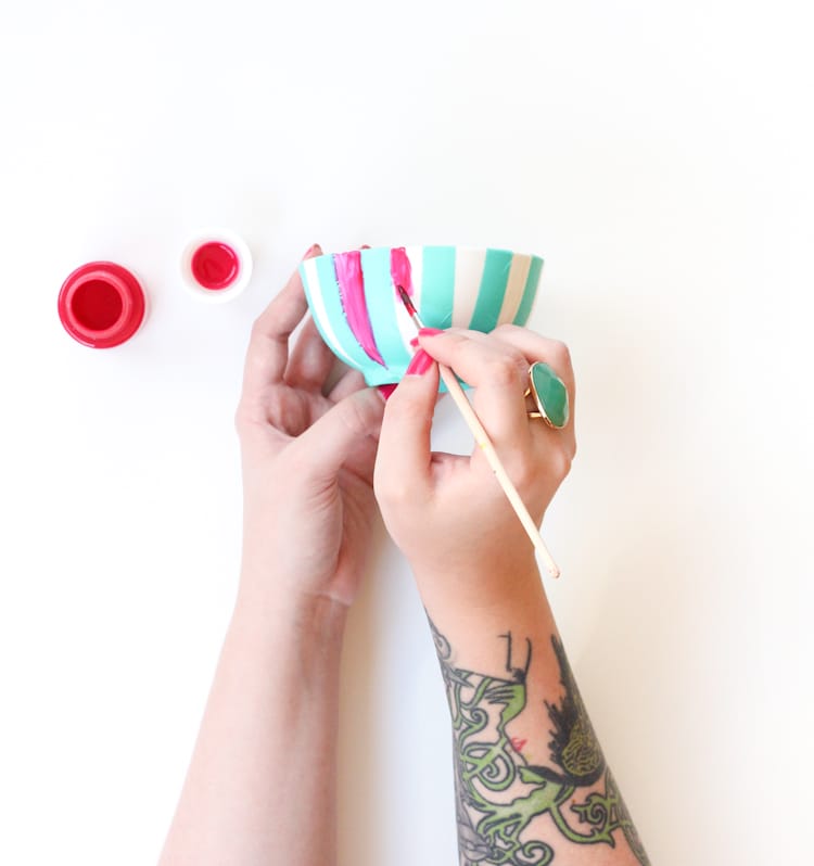 How to Paint Ceramic-- click through for step by step tutorial