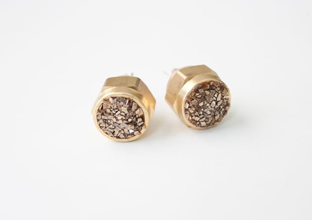 15 Awesome Jewelry DIYS (that would make great Christmas gifts!)