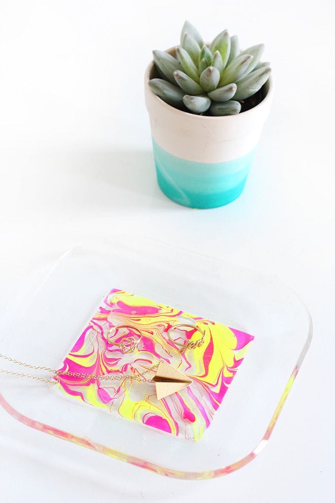 9 Easy Marbling Projects