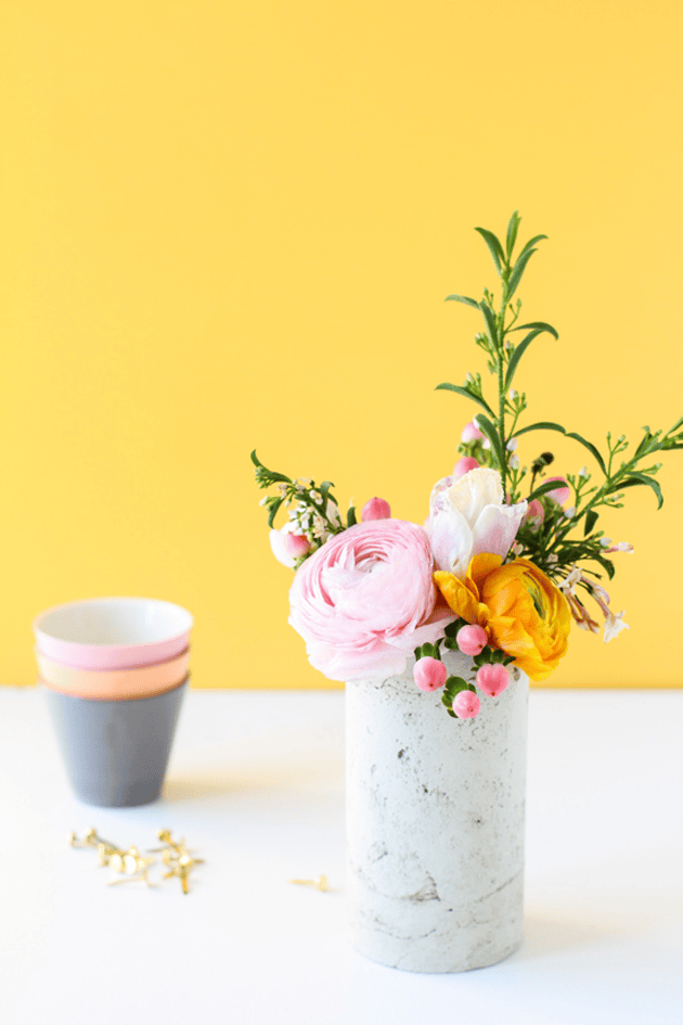 10 DIY Vases to Get You Ready for Spring