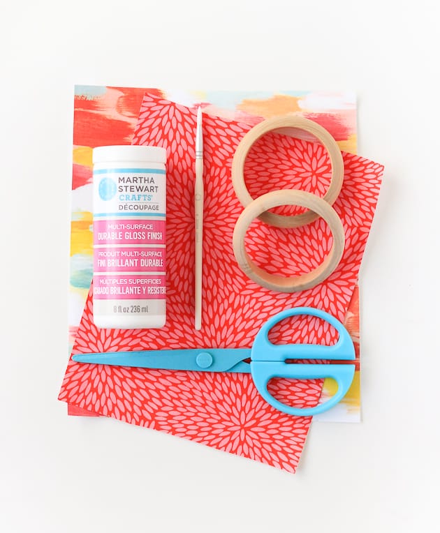 Learned to make these paper wrapped bangles in less than 30 minutes!