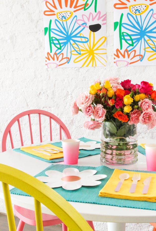 Daisy Tablescape + Free Printable