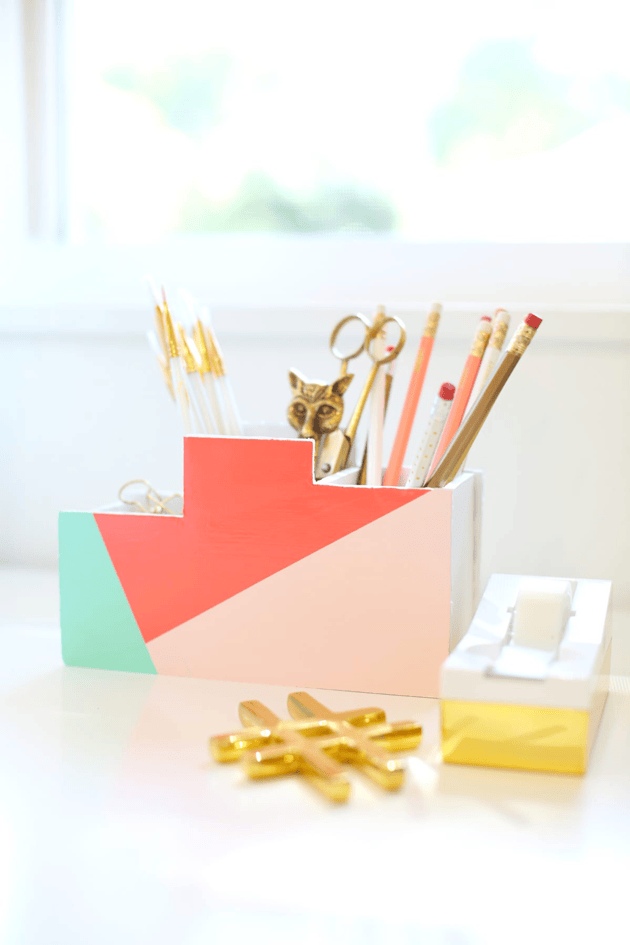 10 Colorful DIY Desk Accessories