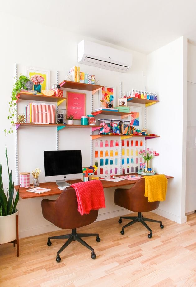 5 Easy Ways to Add Color To Your Desk
