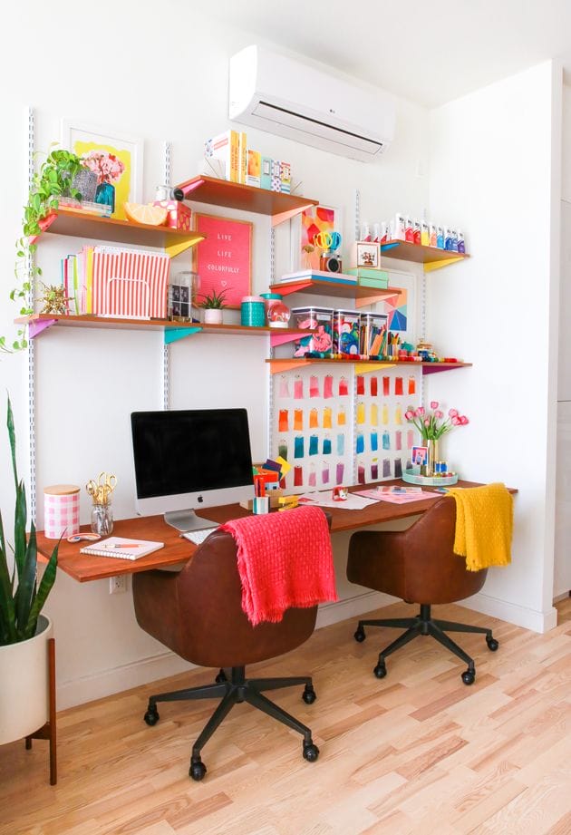 5 Easy Ways to Add Color To Your Desk