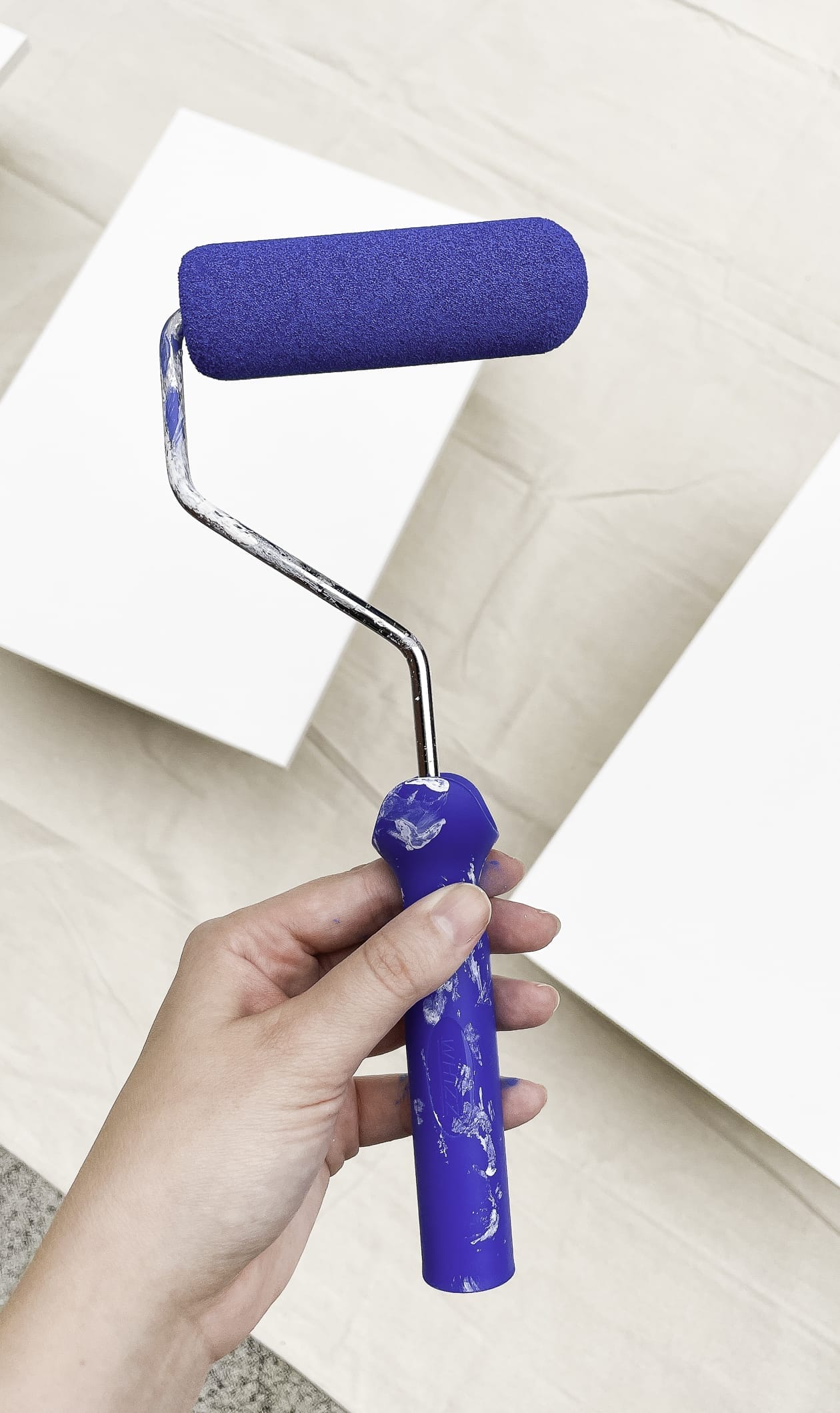 Ikea Desk Hack: Part II. How to paint Ikea furniture and how to make a desk using this basic Ikea furniture piece! 