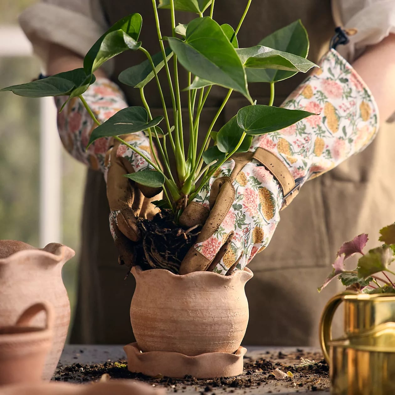 Garden Gloves in floral print